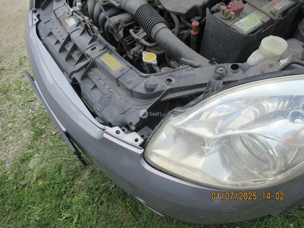 Фото Mazda Verisa 120