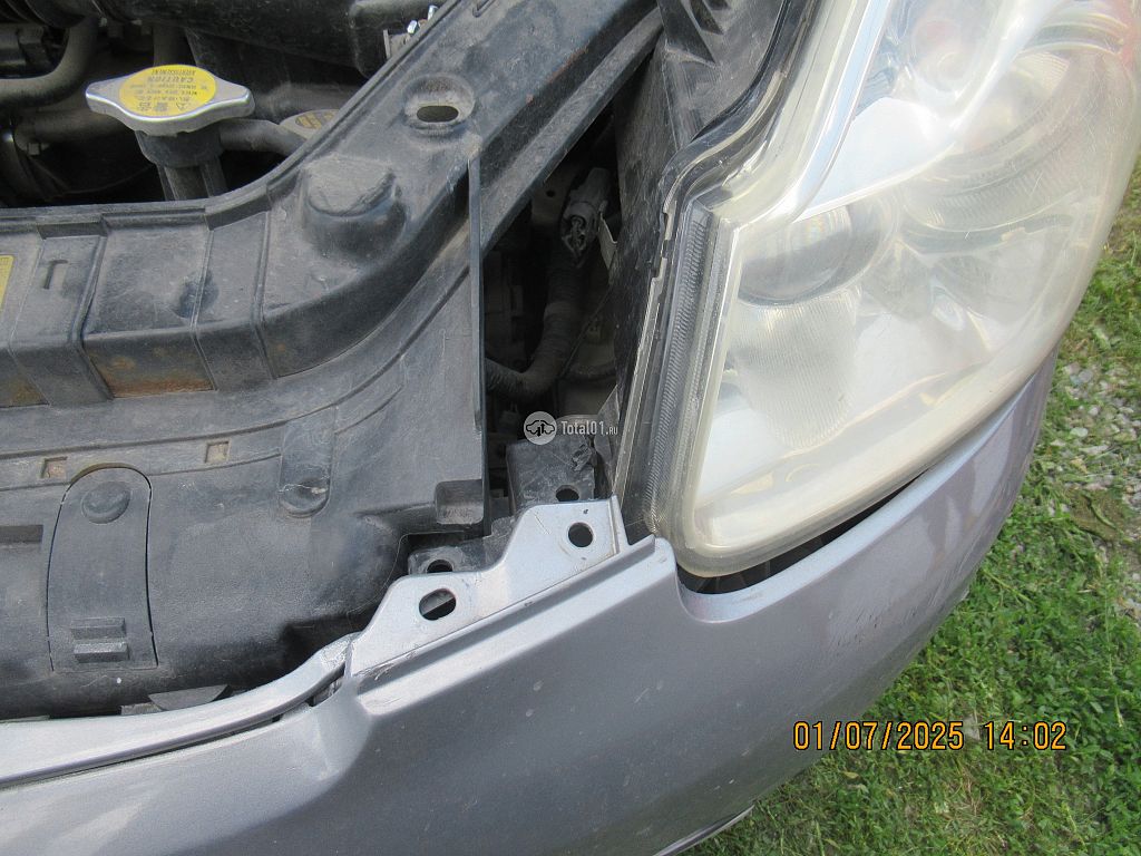 Фото Mazda Verisa 128