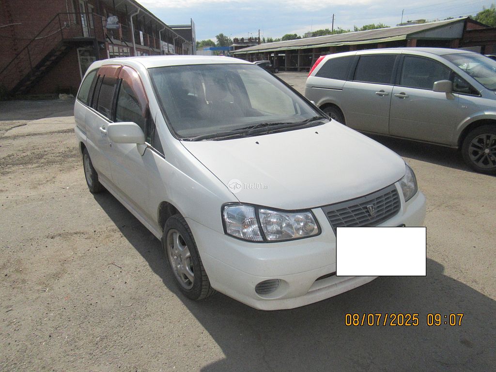 Фото Nissan Liberty 6
