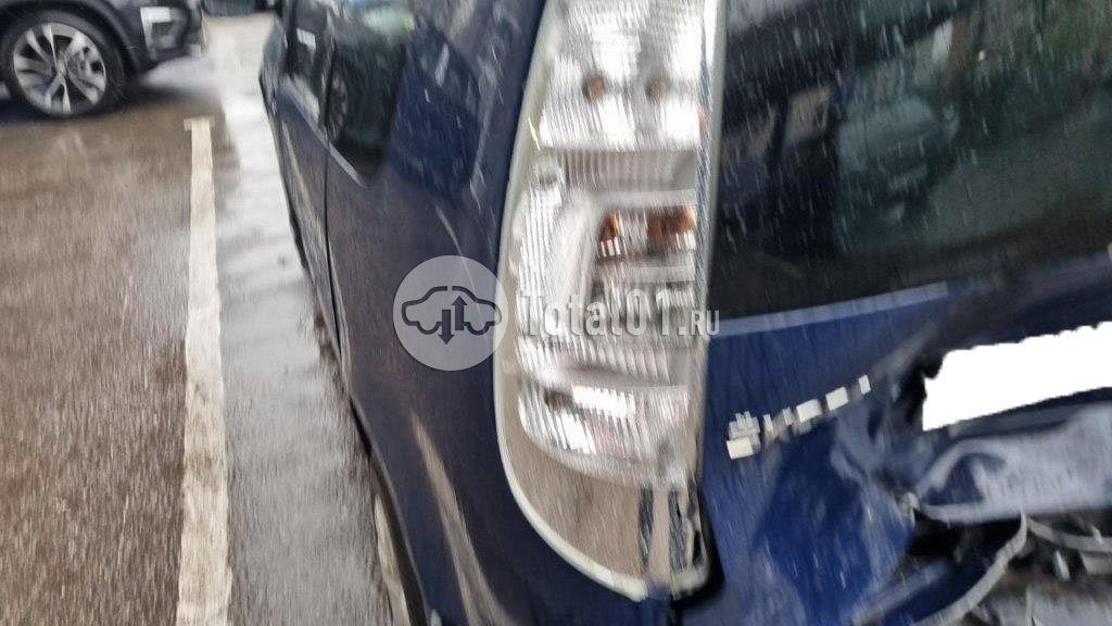 Фото Skoda Roomster 18
