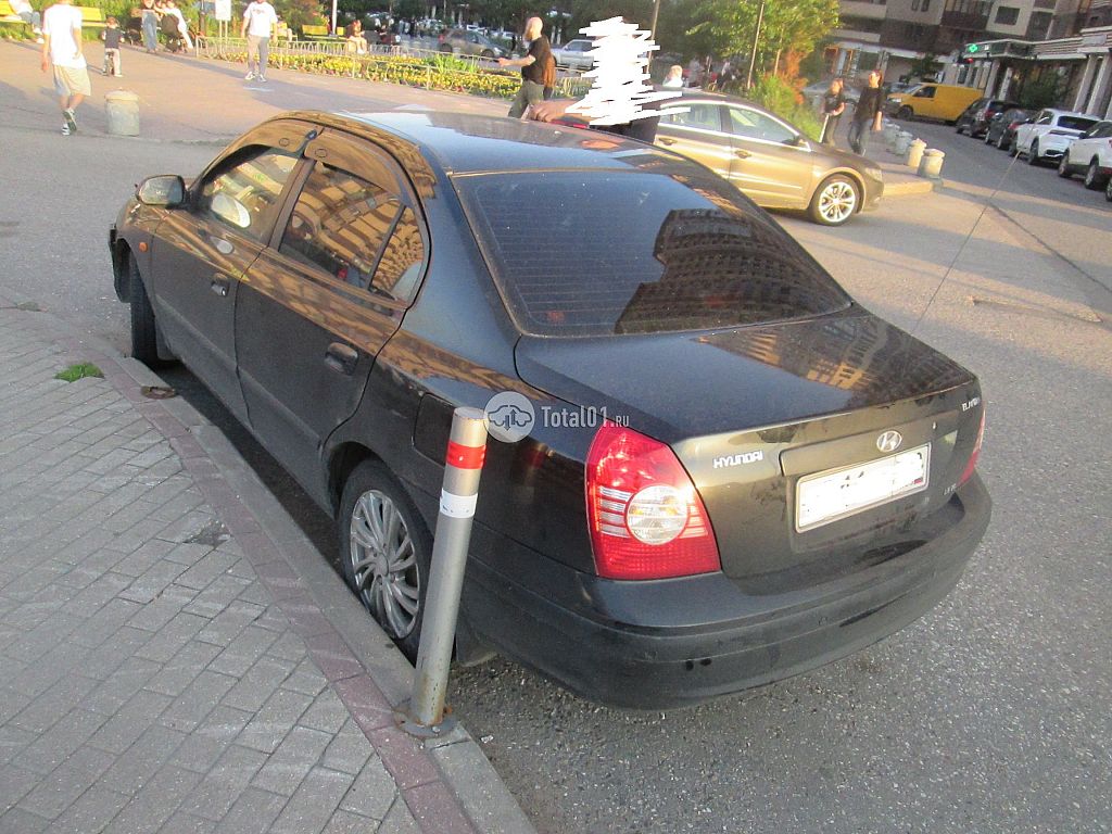 Фото Hyundai Elantra 8