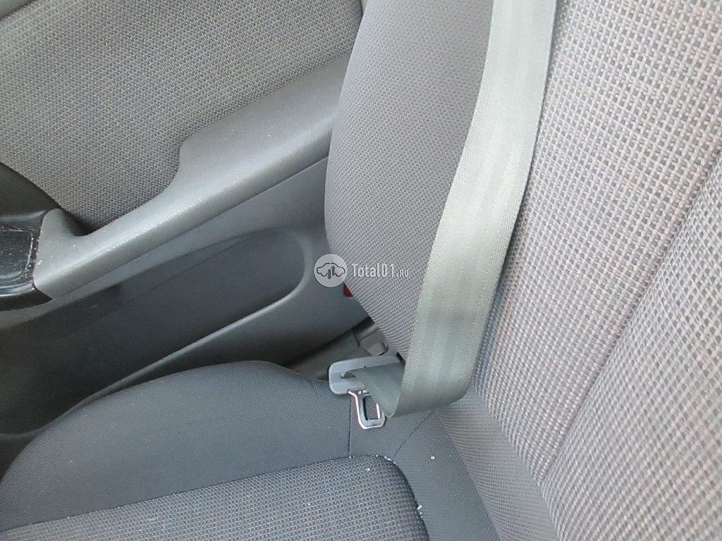 Фото Hyundai Elantra 208