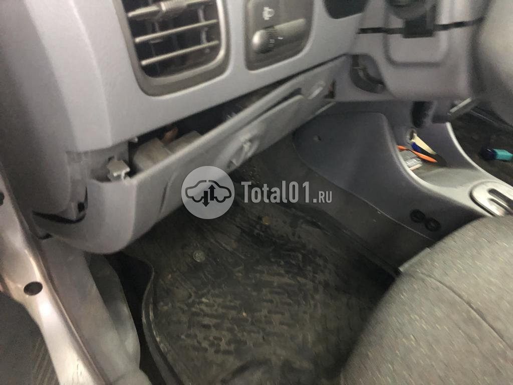 Фото Hyundai Accent 22