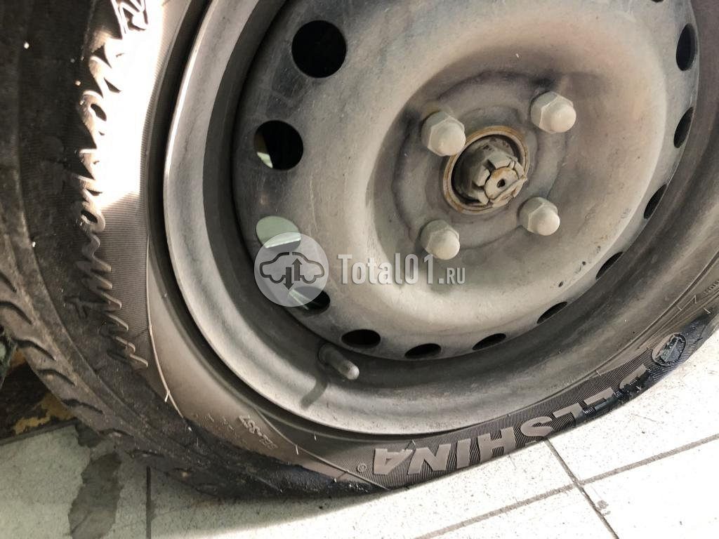 Фото Hyundai Accent 24