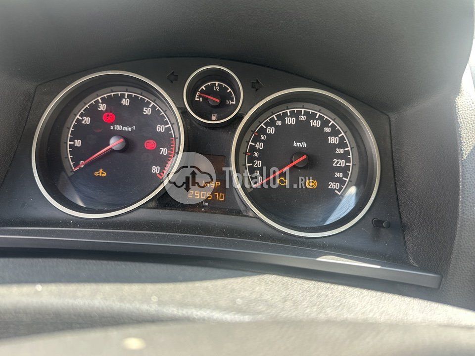 Фото Opel Zafira 18