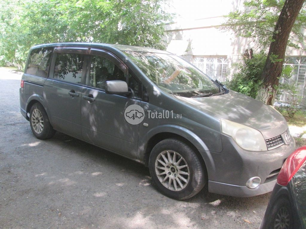 Фото Nissan Lafesta 4