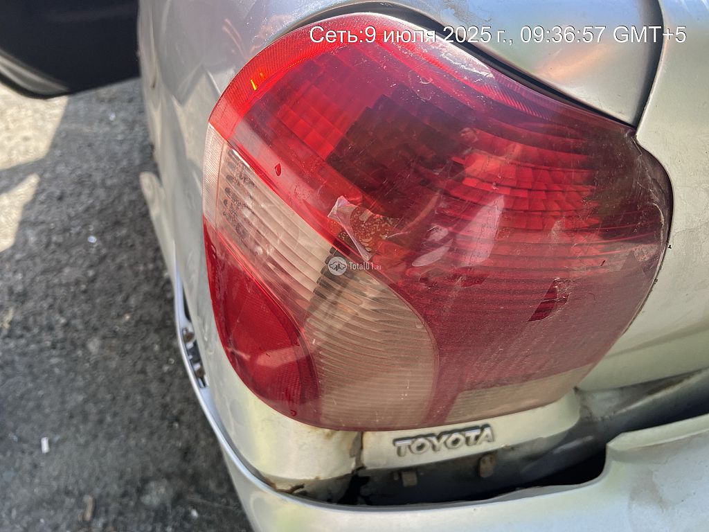 Фото Toyota Echo 74