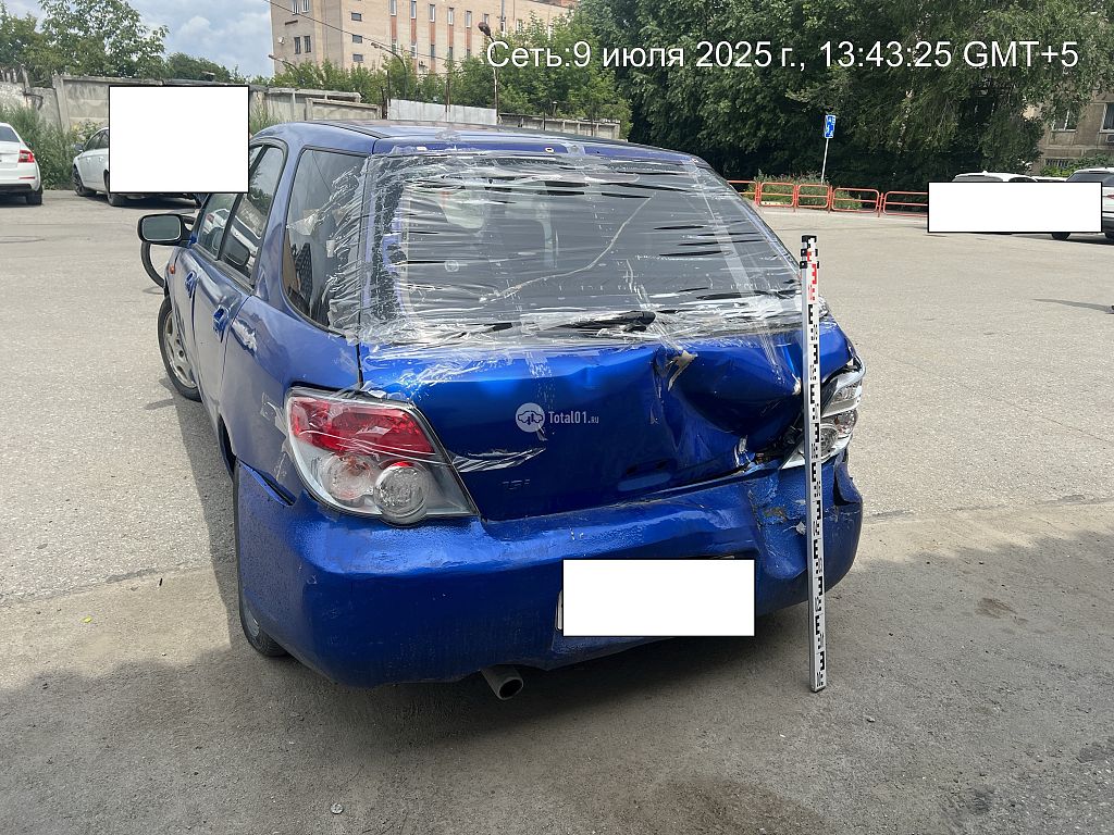 Фото Subaru Impreza 4