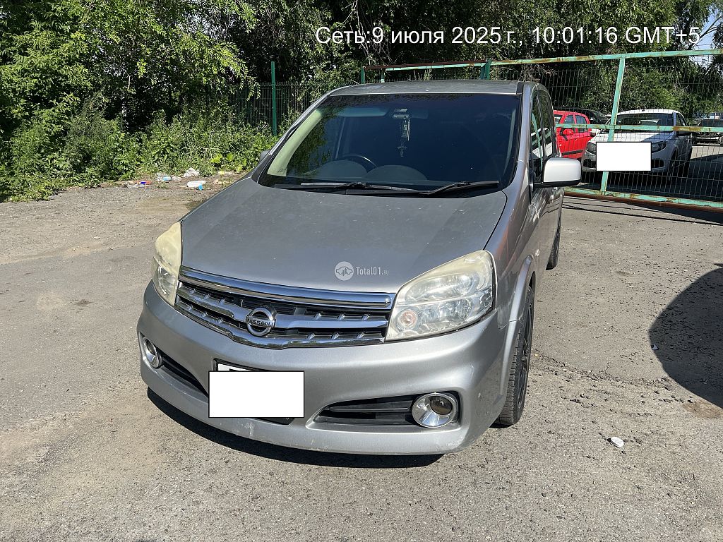Фото Nissan Lafesta 6