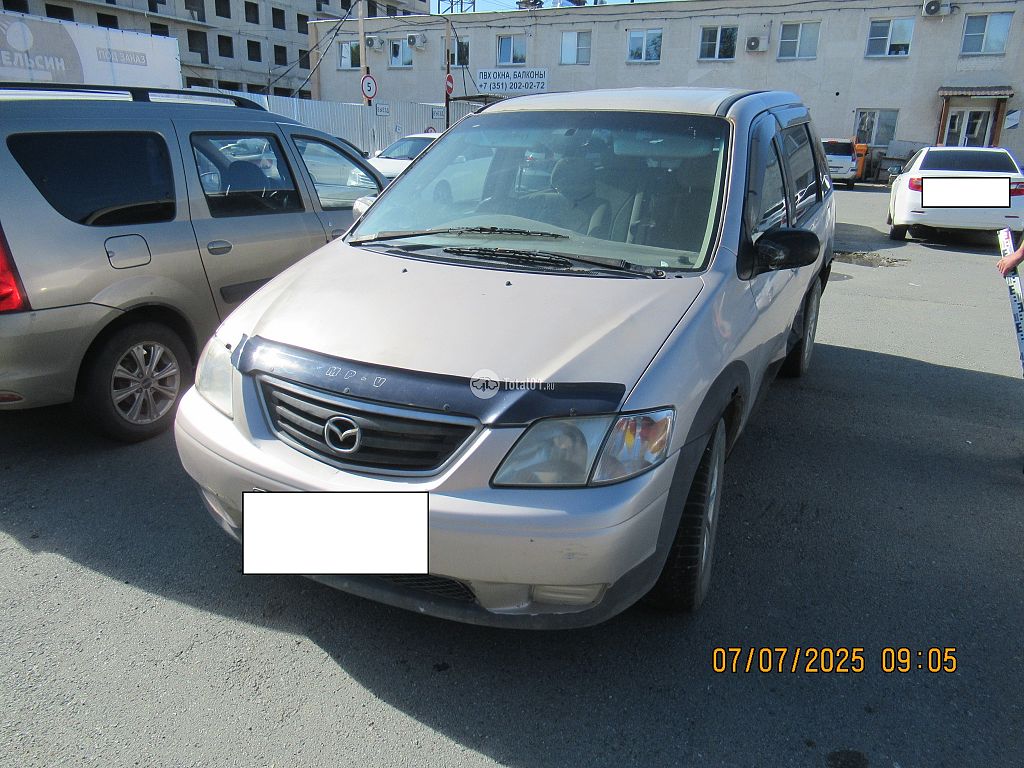Фото Mazda MPV 4