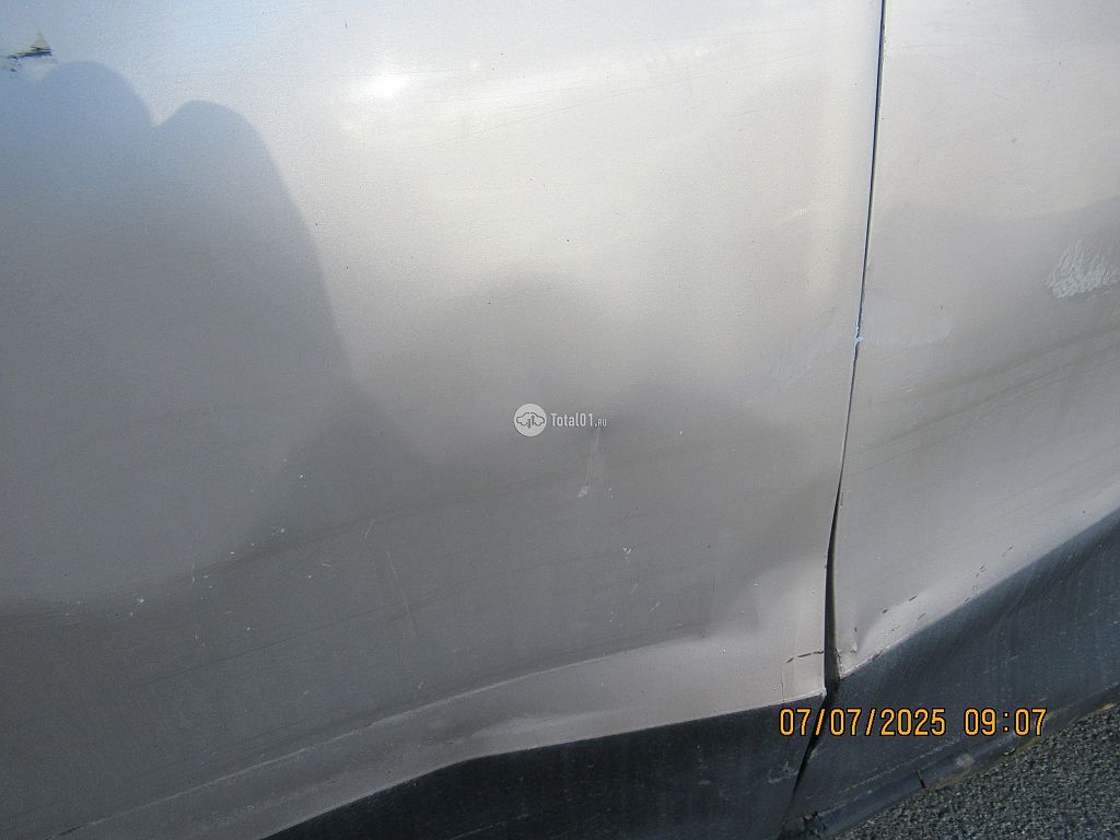 Фото Mazda MPV 50