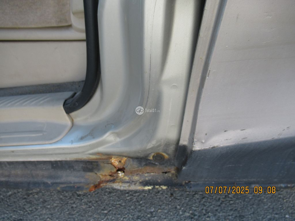 Фото Mazda MPV 70