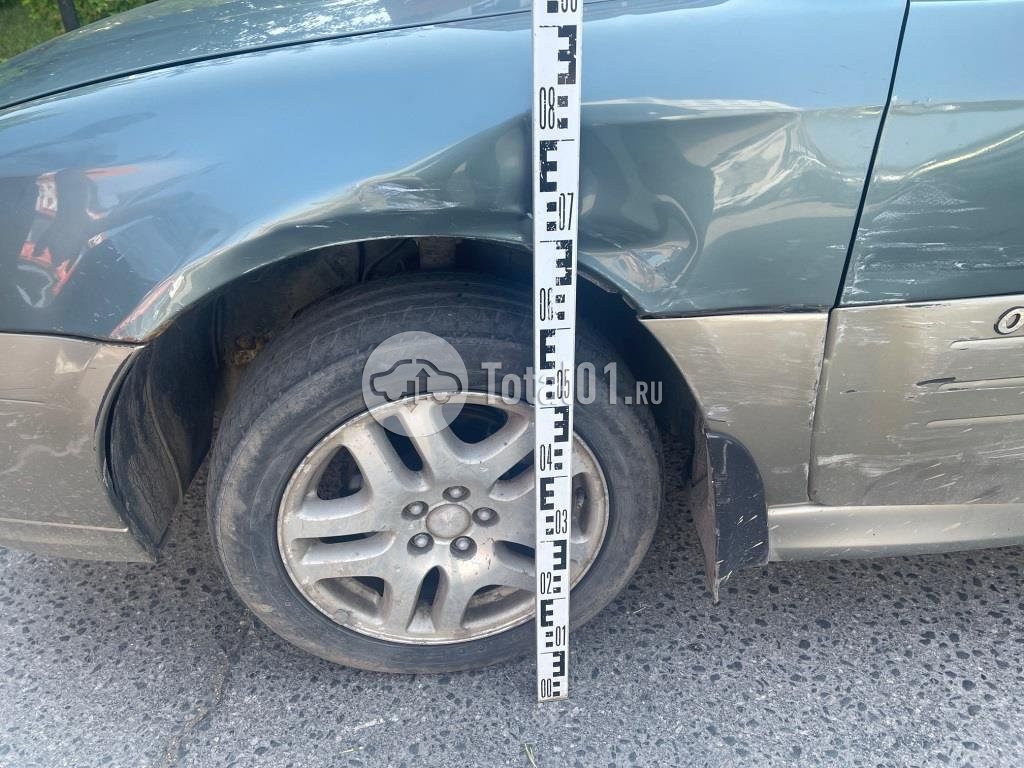 Фото Subaru Legacy 16