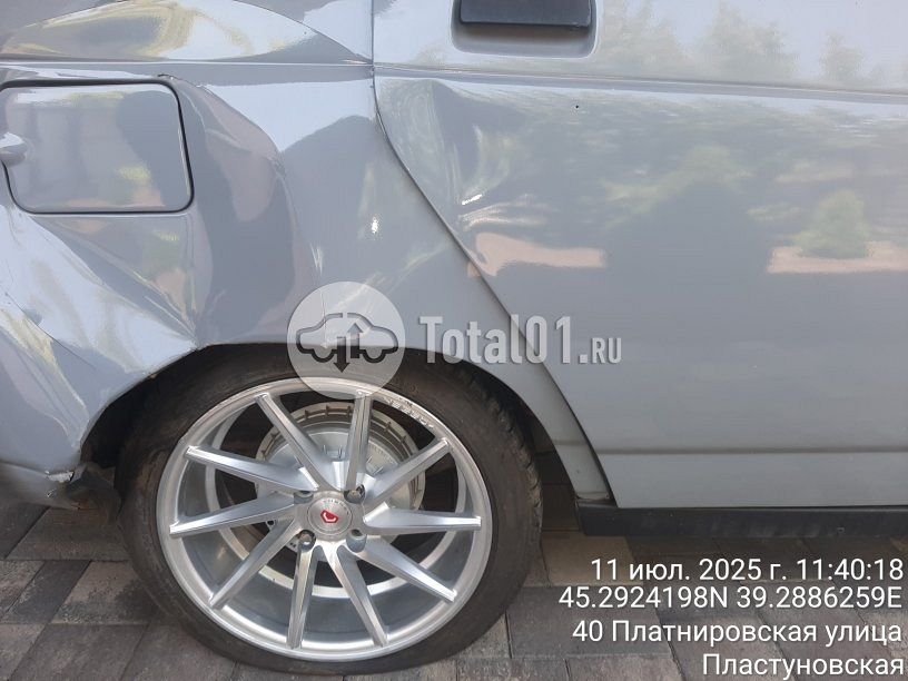Фото ВАЗ (LADA) 2110 30