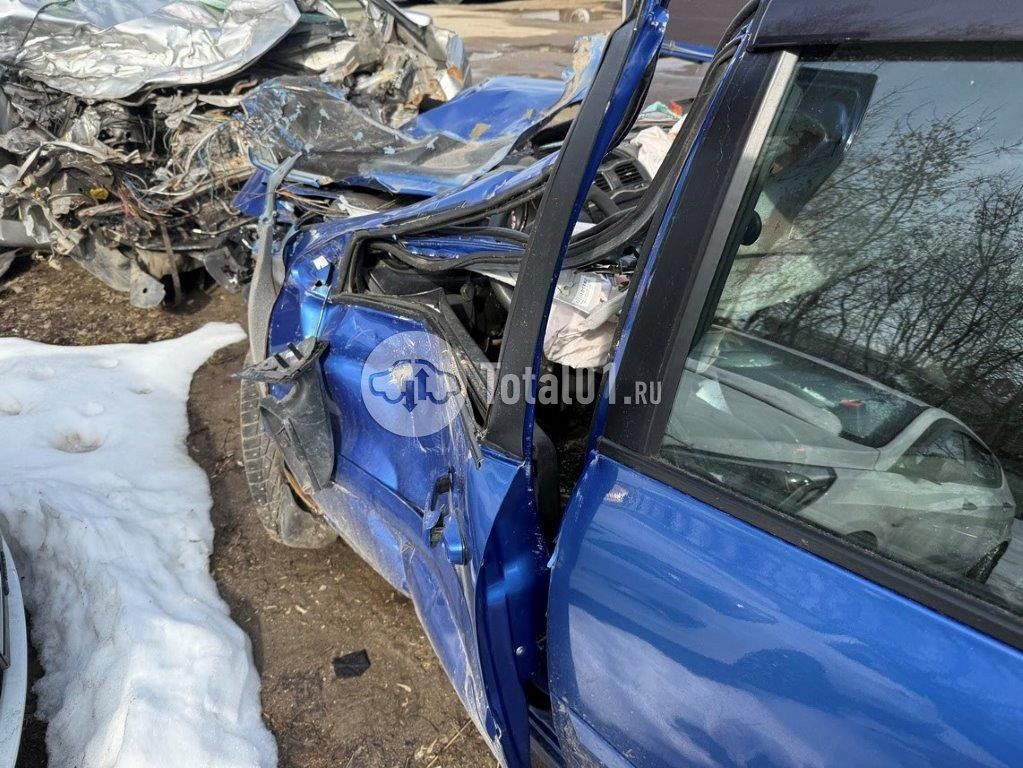 Фото ВАЗ (LADA) Granta 72