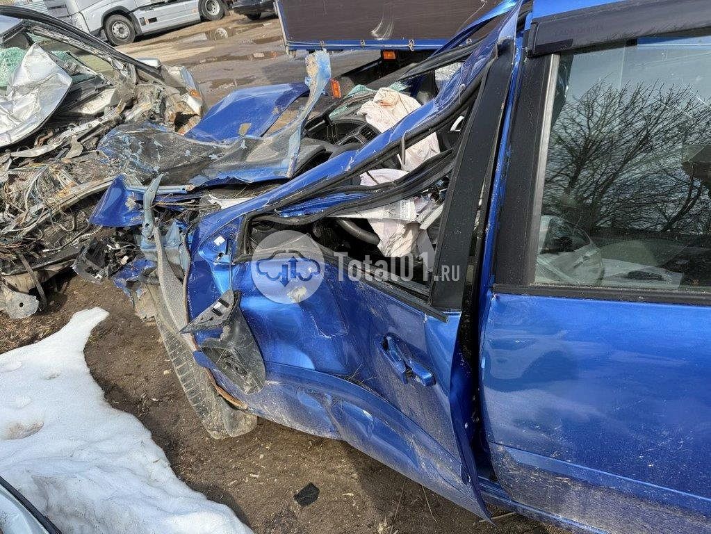 Фото ВАЗ (LADA) Granta 76