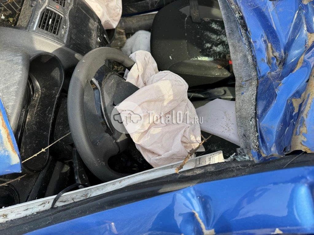 Фото ВАЗ (LADA) Granta 104