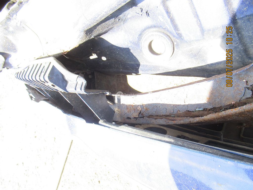 Фото Volvo V40 100