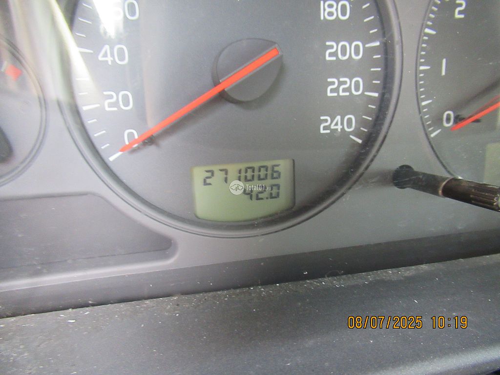 Фото Volvo V40 162