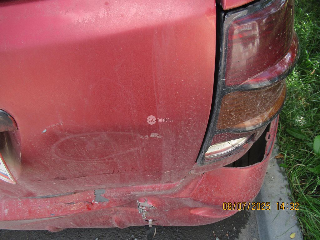 Фото Pontiac Vibe 38