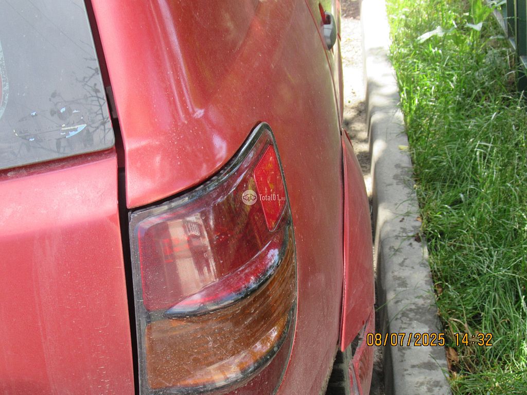 Фото Pontiac Vibe 44