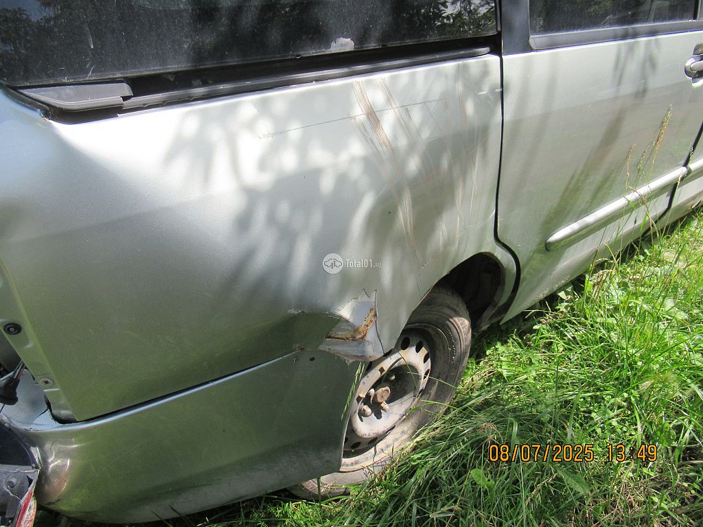 Фото Mazda MPV 20