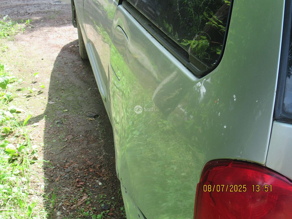 Фото Mazda MPV 48