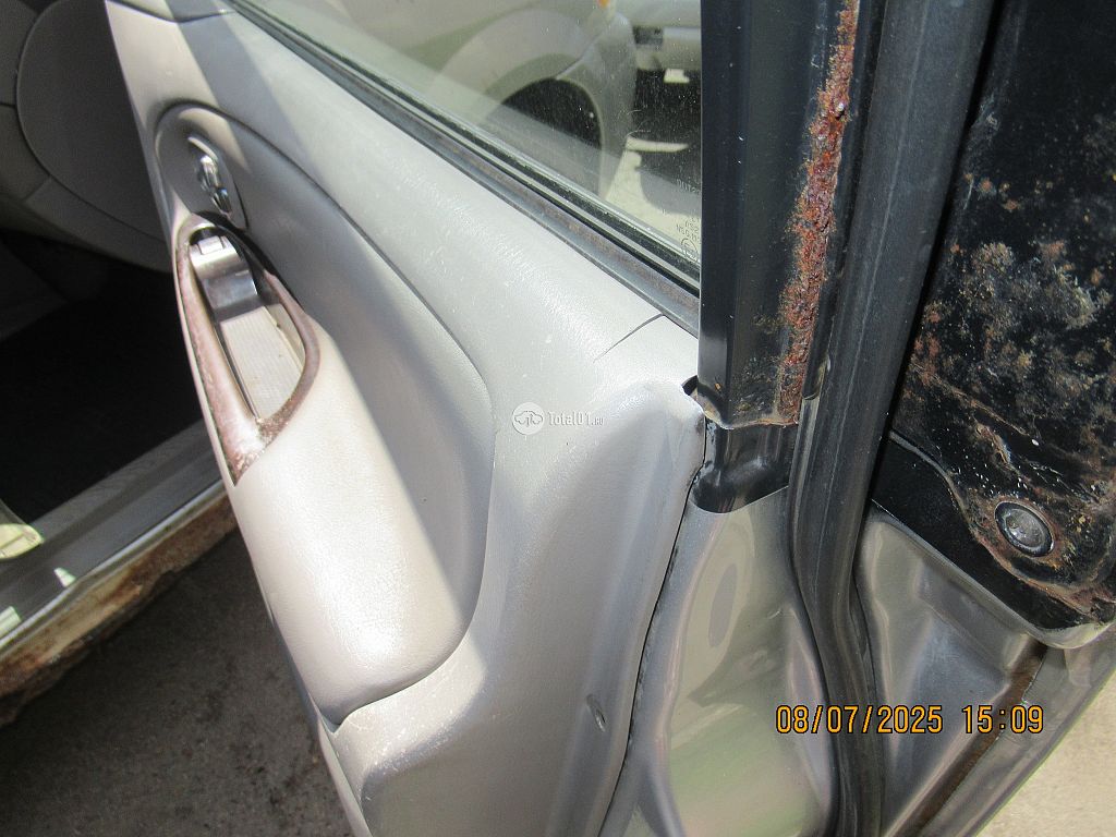 Фото Mazda MPV 56