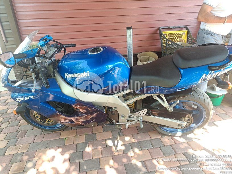 Фото Kawasaki Ninja 250R 14