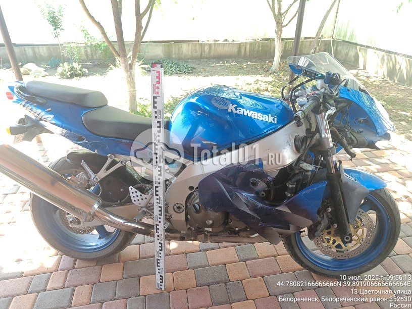 Фото Kawasaki Ninja 250R 20