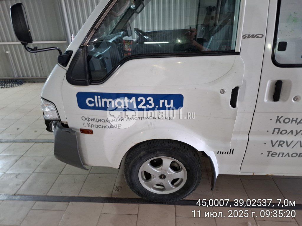 Фото Mazda Bongo 38
