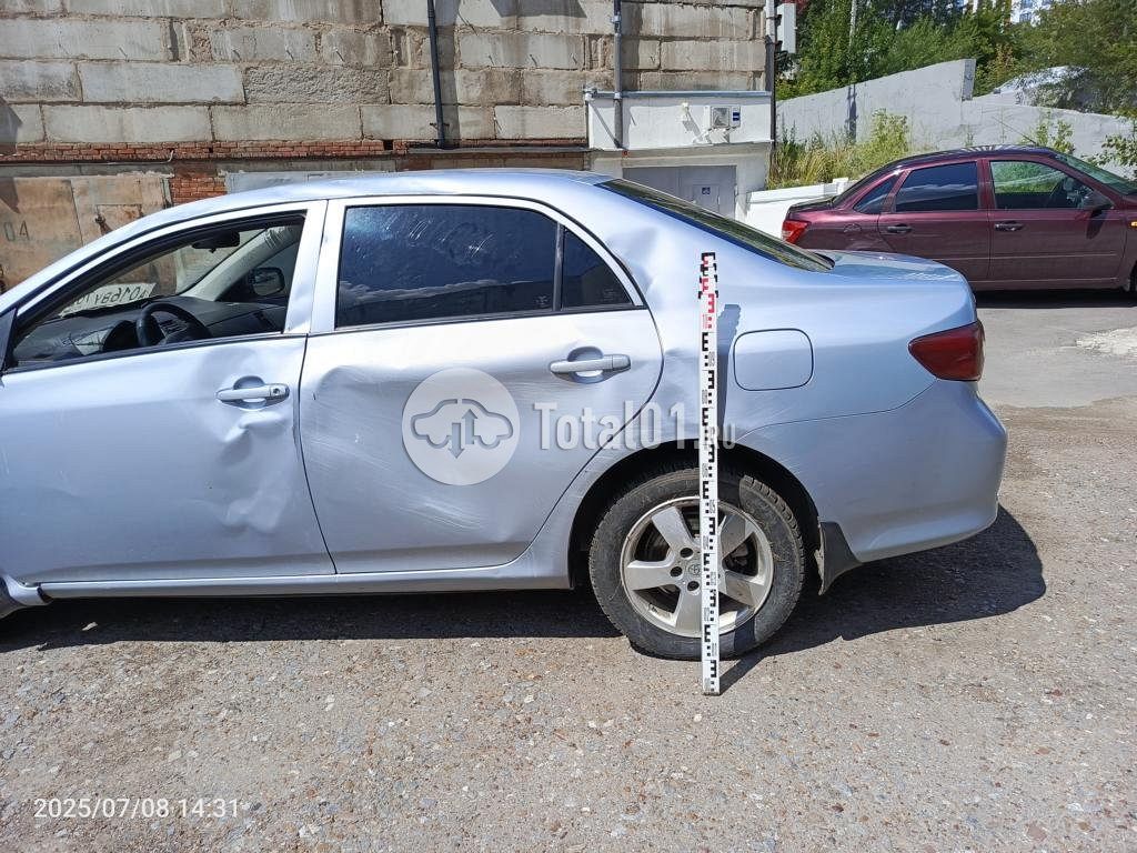 Фото Toyota Corolla 12