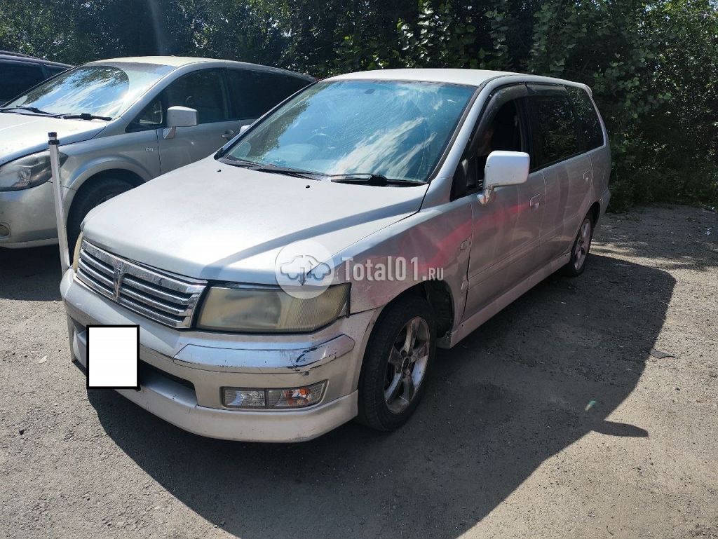 Фото Mitsubishi Chariot Grandis 6