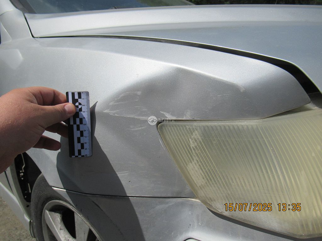 Фото Mitsubishi Chariot Grandis 42