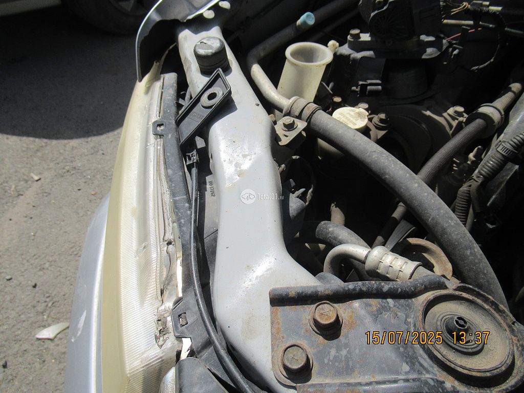 Фото Mitsubishi Chariot Grandis 98