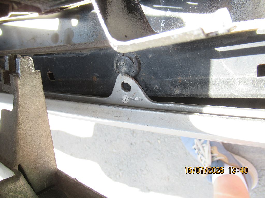 Фото Mitsubishi Chariot Grandis 128