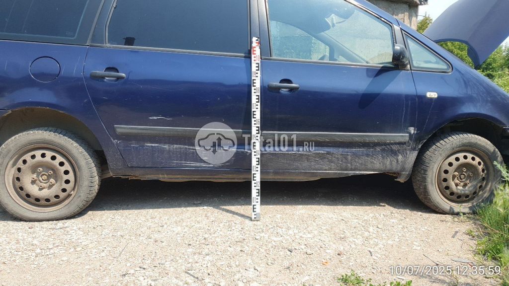 Фото Volkswagen Sharan 12