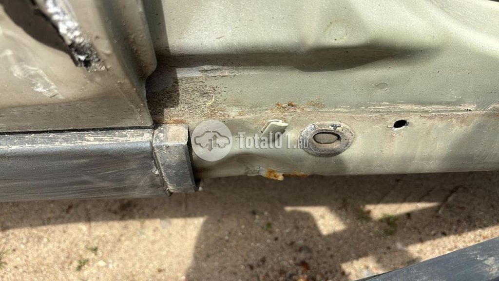 Фото Mazda Tribute 44