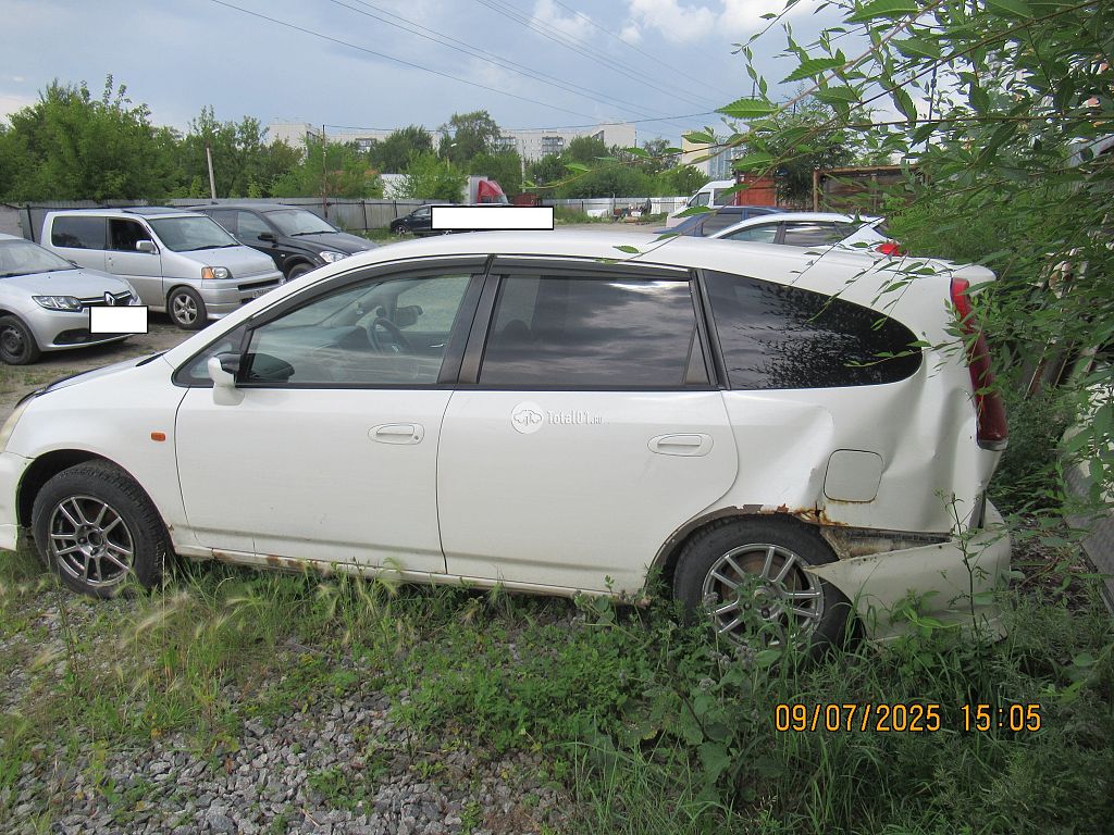 Фото Honda Stream 6