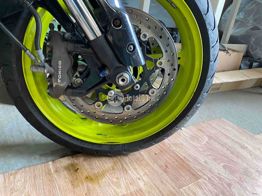 Фото Suzuki GSX-R600 26