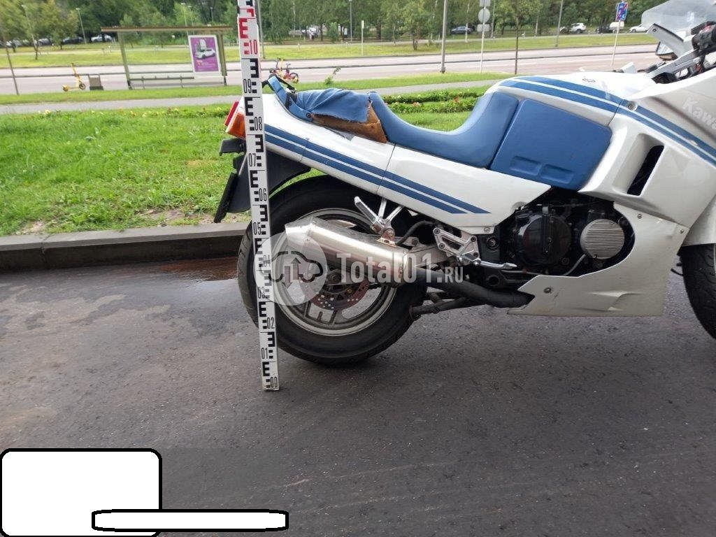Фото Kawasaki gpx400 10