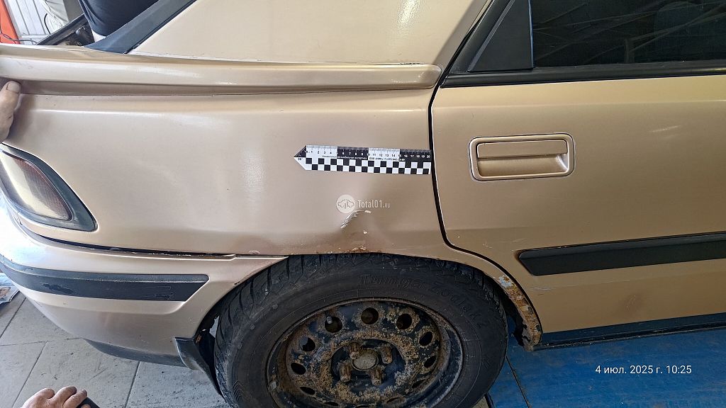 Фото Mazda 323 10