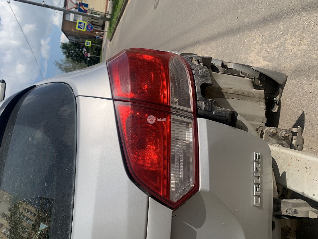 Фото Chevrolet Cruze 20