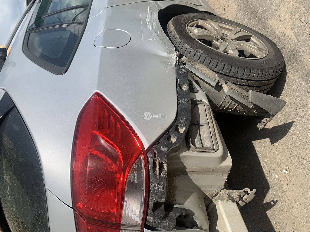 Фото Chevrolet Cruze 22