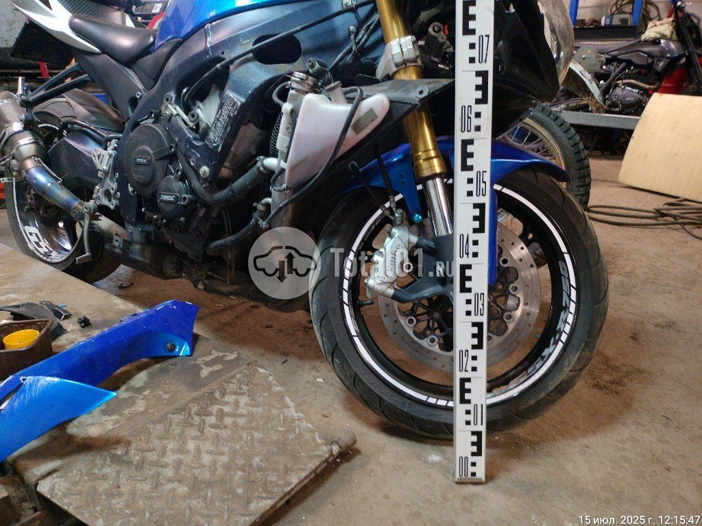 Фото Suzuki GSX-R600 10