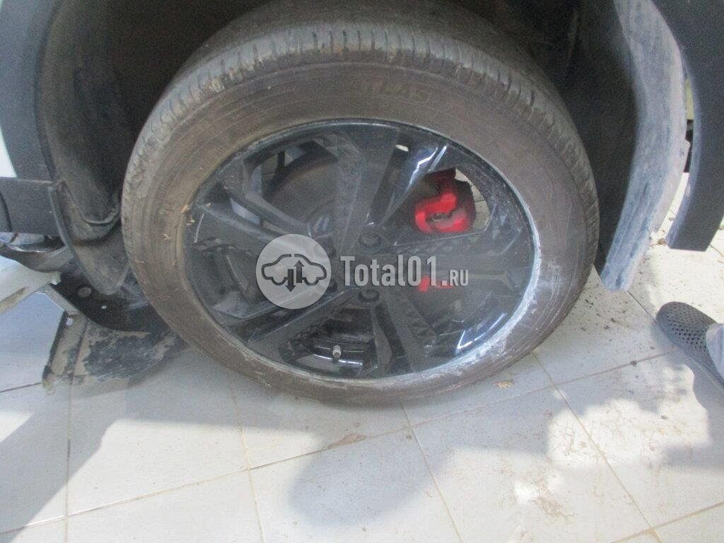 Фото Geely Coolray 106