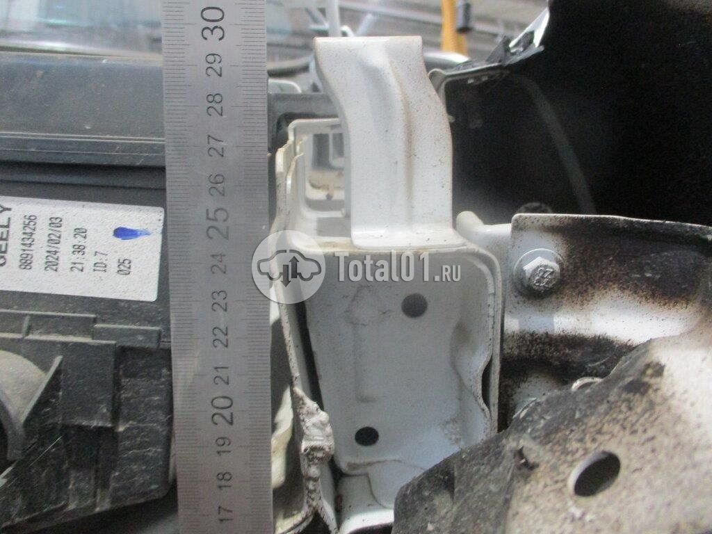 Фото Geely Coolray 372