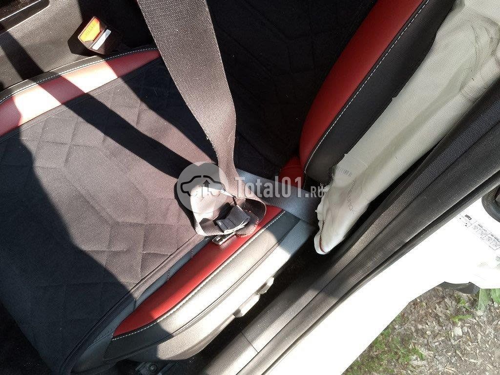 Фото Geely Coolray 784