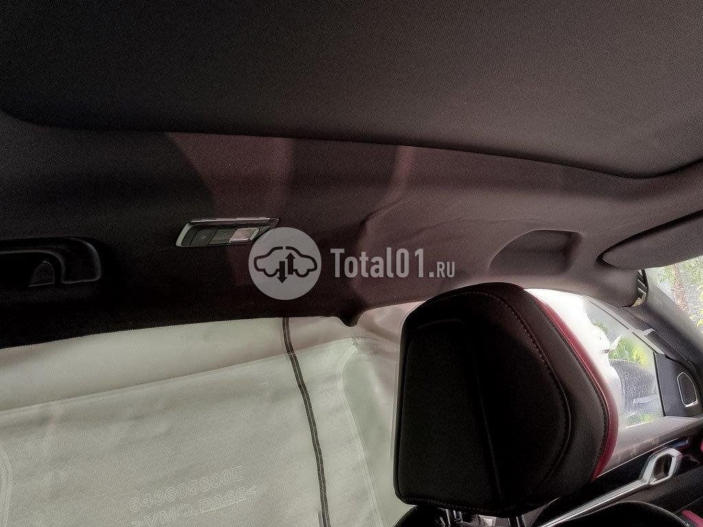 Фото Geely Coolray 812
