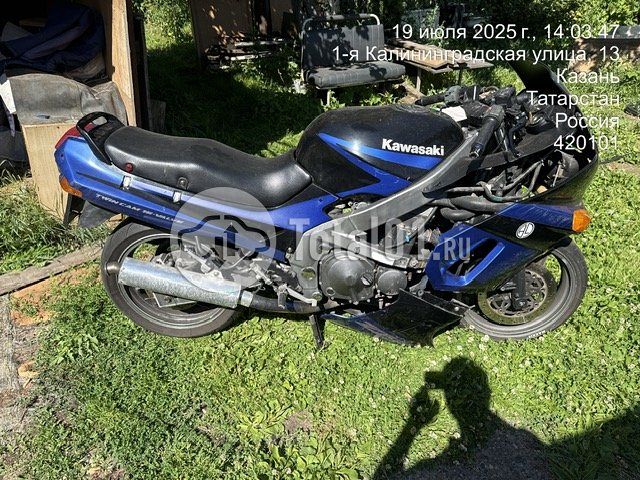 Фото Kawasaki ZZR400-1 6